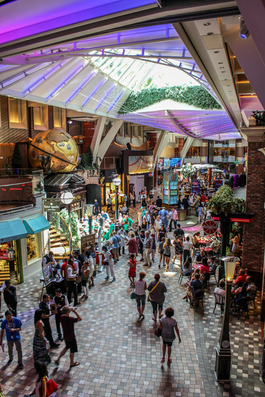 Royal Promenade on the Oasis of the Seas